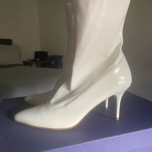 Stuart Weitzman Clingy Snow White Vernice 9.5 B NWT Patent Leather